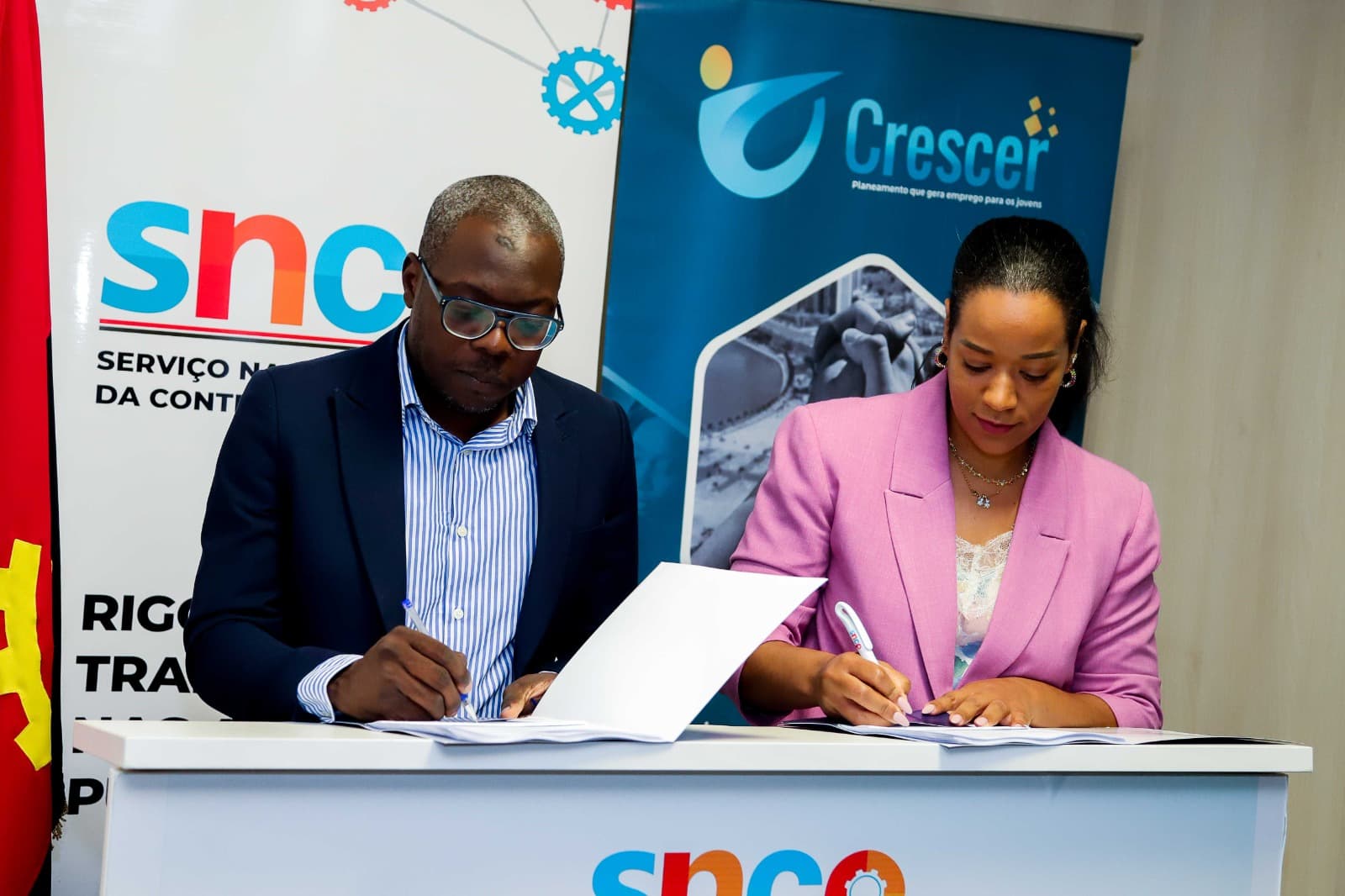 SNCP Assina Contratos de Consultoria para Reforço das Capacidades da Contratação Pública em Angola