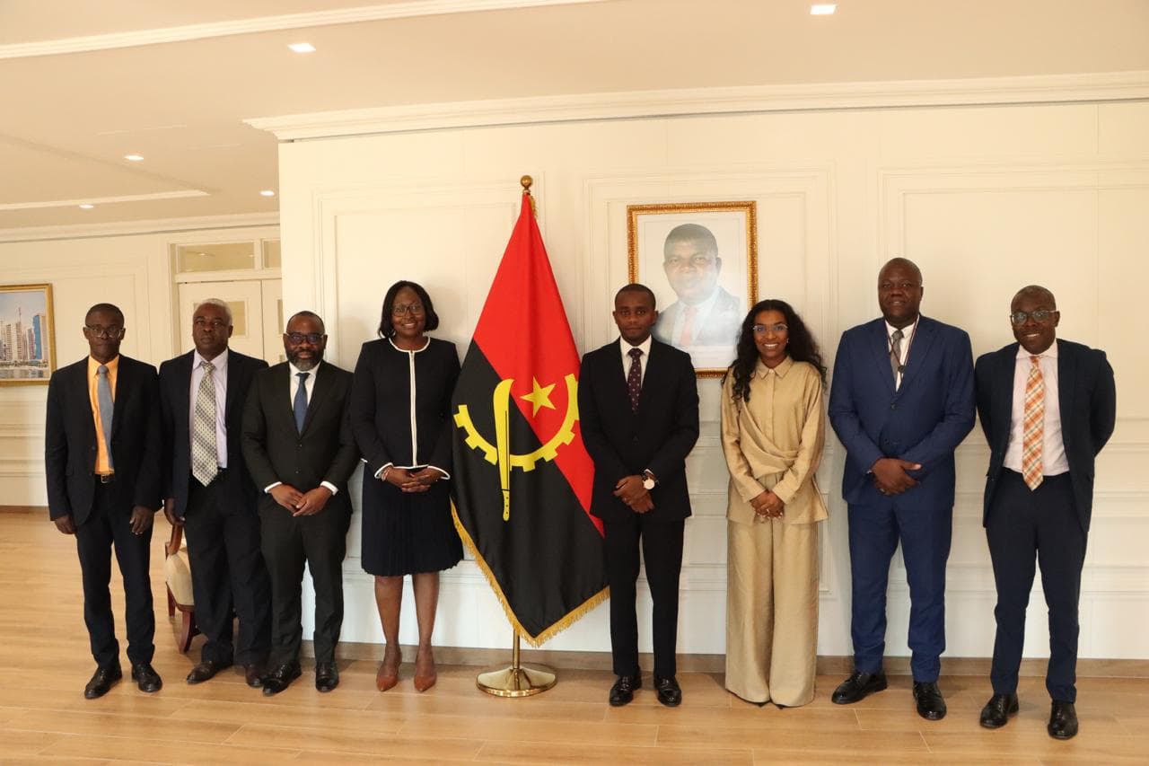 Secretário de Estado para o Planeamento concede audiência a representantes do Banco Africano de Desenvolvimento